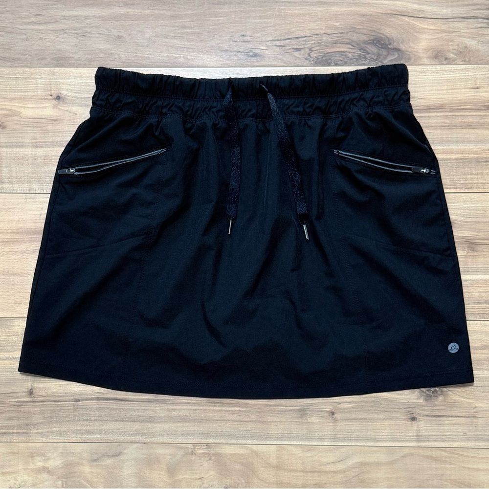 Apana Women’s Black Skort with Zippered Pockets Size L / Zipper pockets - Picture 8 of 8
